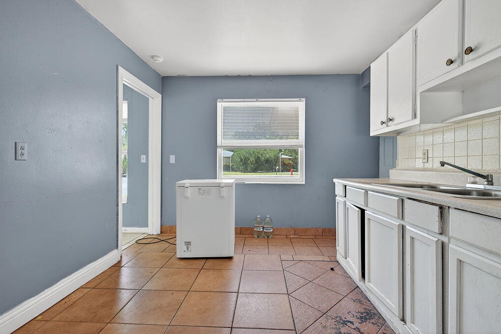 371 W 34th Street, Riviera Beach, FL 33404 photo 22