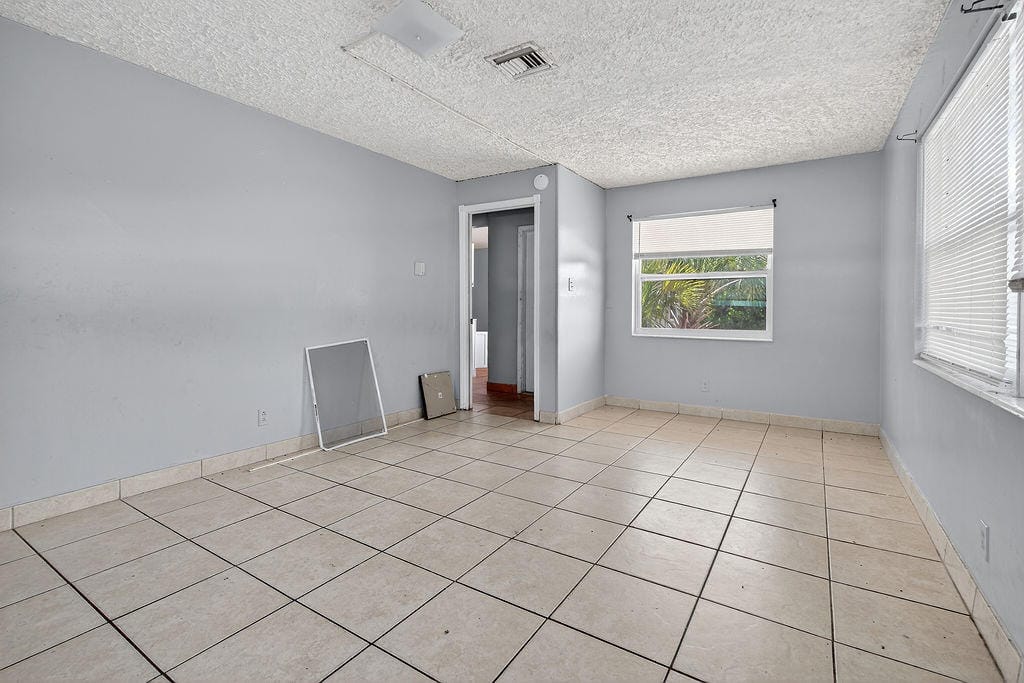 371 W 34th Street, Riviera Beach, FL 33404 photo 25