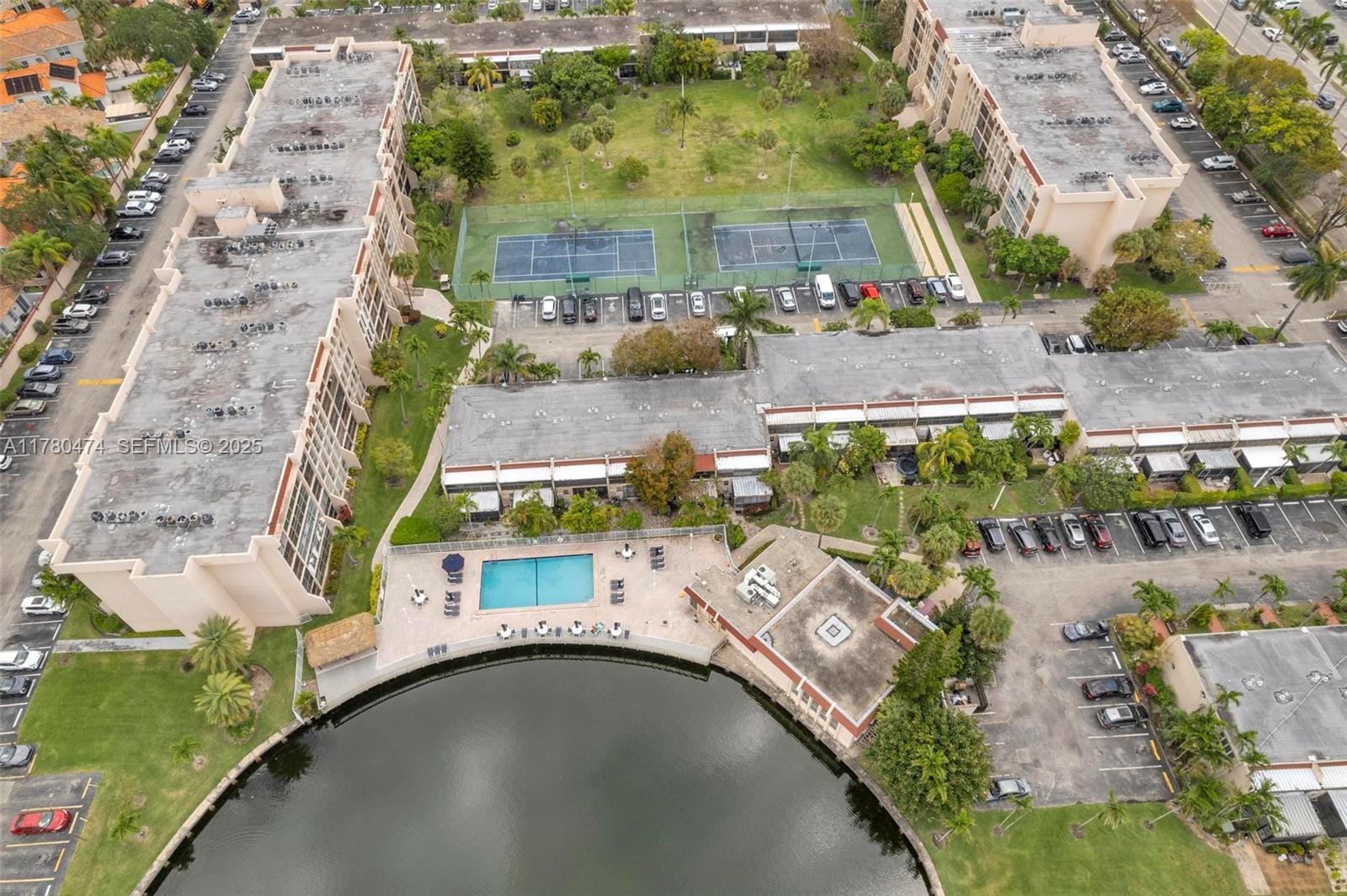 2101 Atlantic Shores Boulevard 201, Hallandale Beach, FL 33009 photo 25