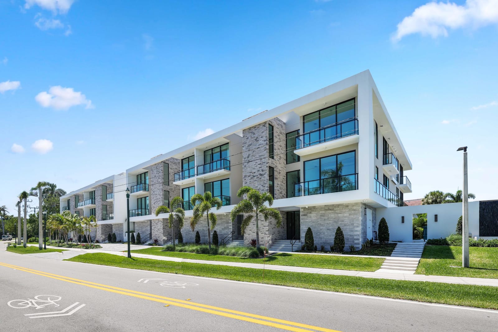 1177 George Bush Boulevard 306 — photo 4