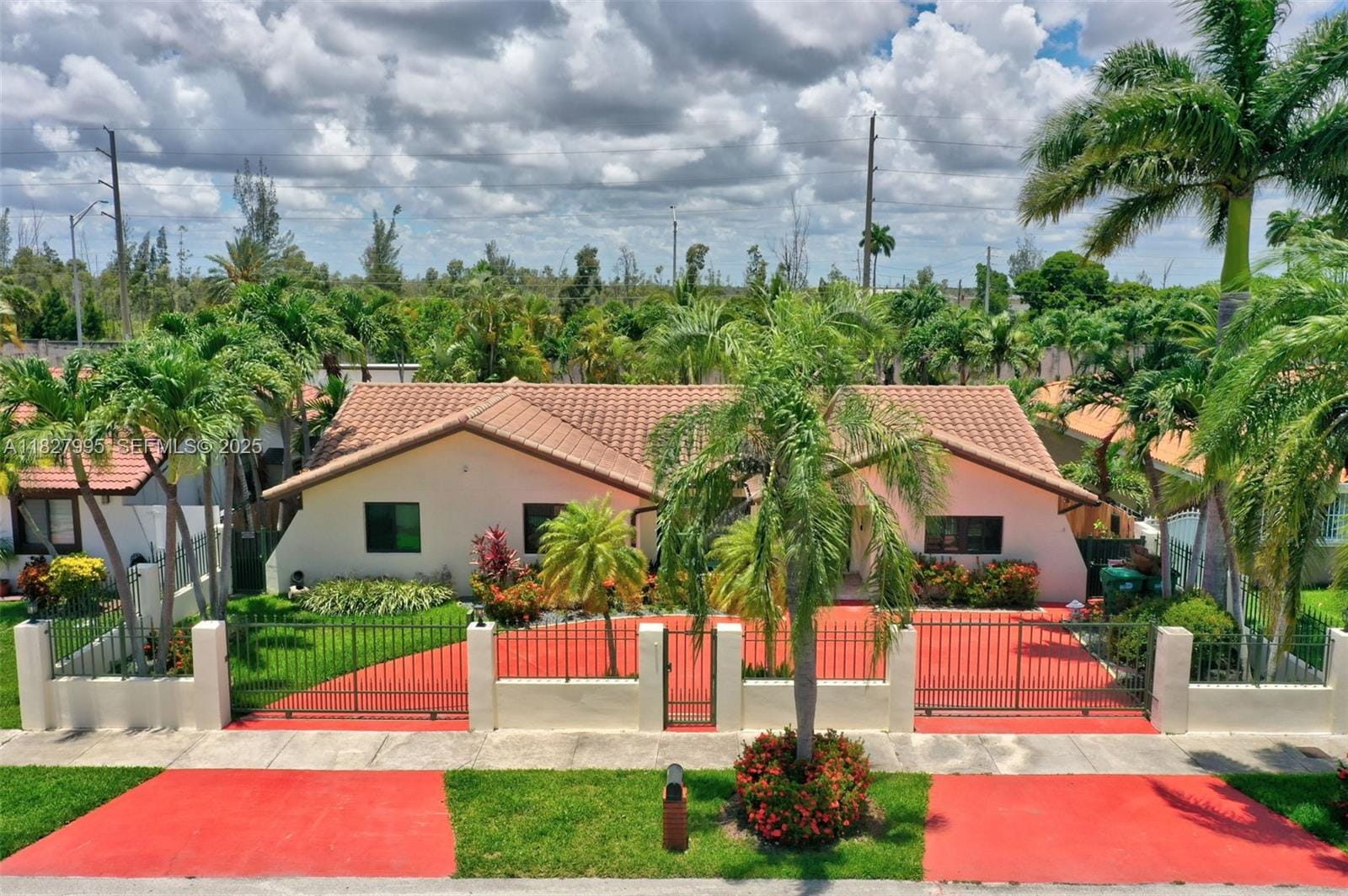28 SW 136th Place, Miami, FL 33184 photo 1