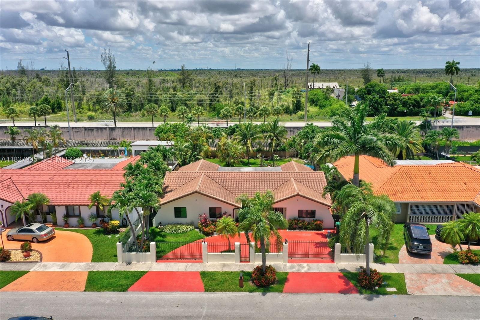28 SW 136th Place, Miami, FL 33184 photo 2