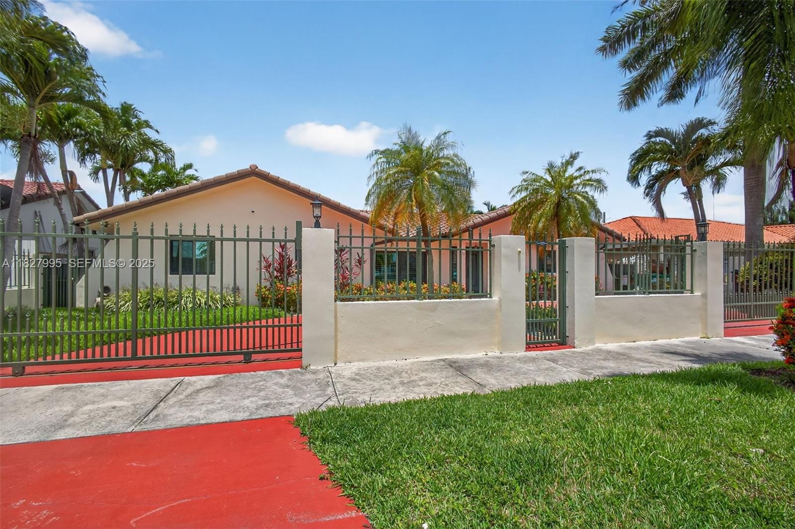 28 SW 136th Place, Miami, FL 33184 photo 3