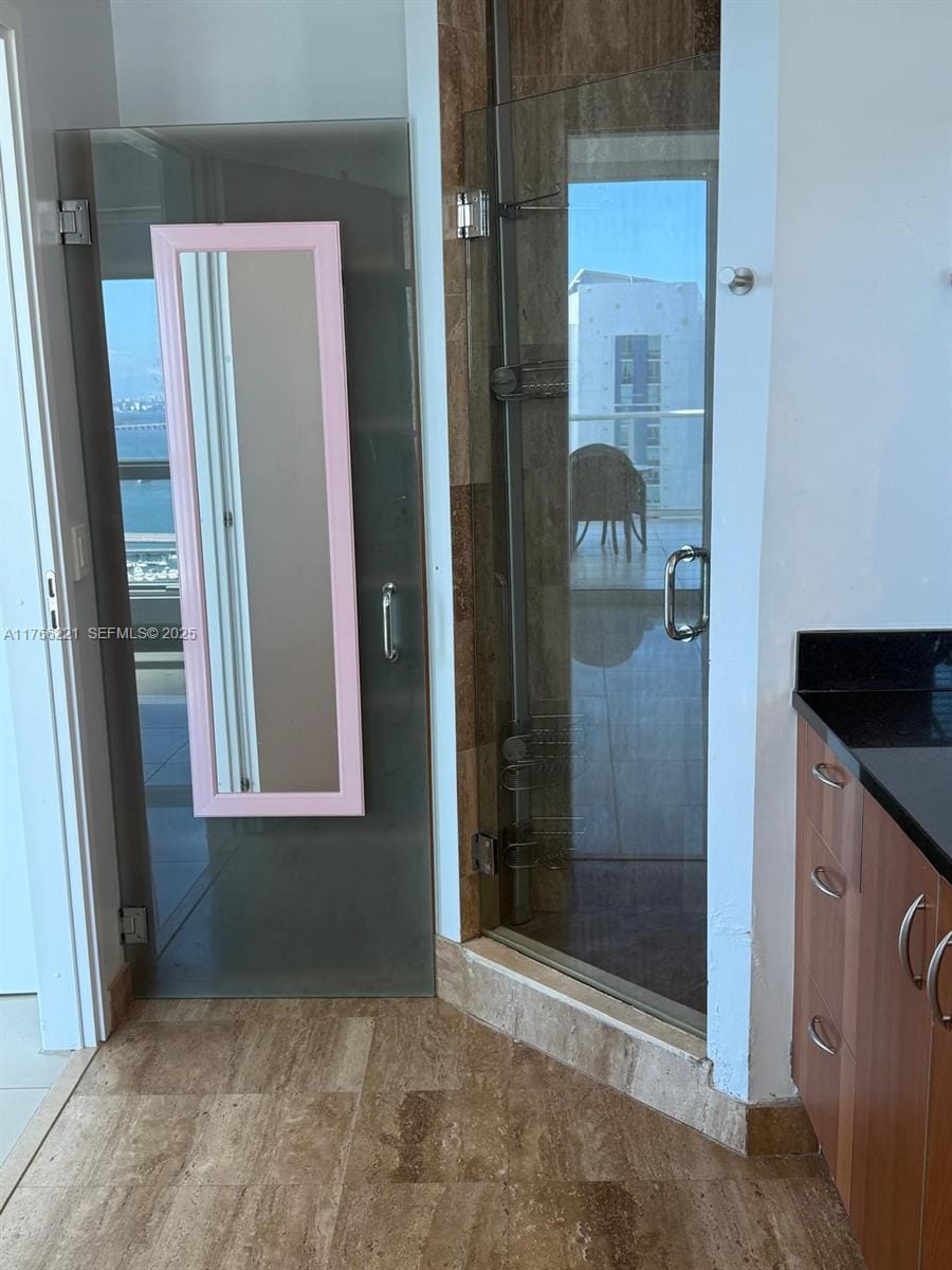 300 S Biscayne Boulevard 3716, Miami, FL 33131 photo 18