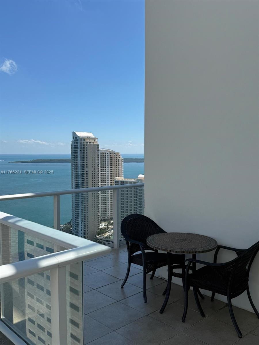 300 S Biscayne Boulevard 3716, Miami, FL 33131 photo 25