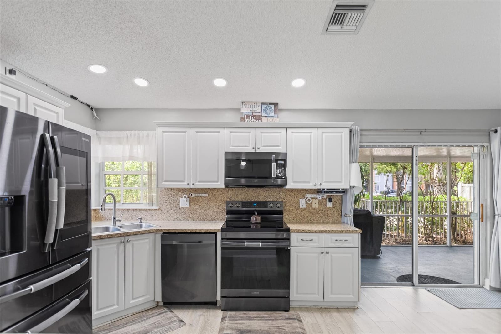 7385 NW 24th Street, Margate, FL 33063 photo 13
