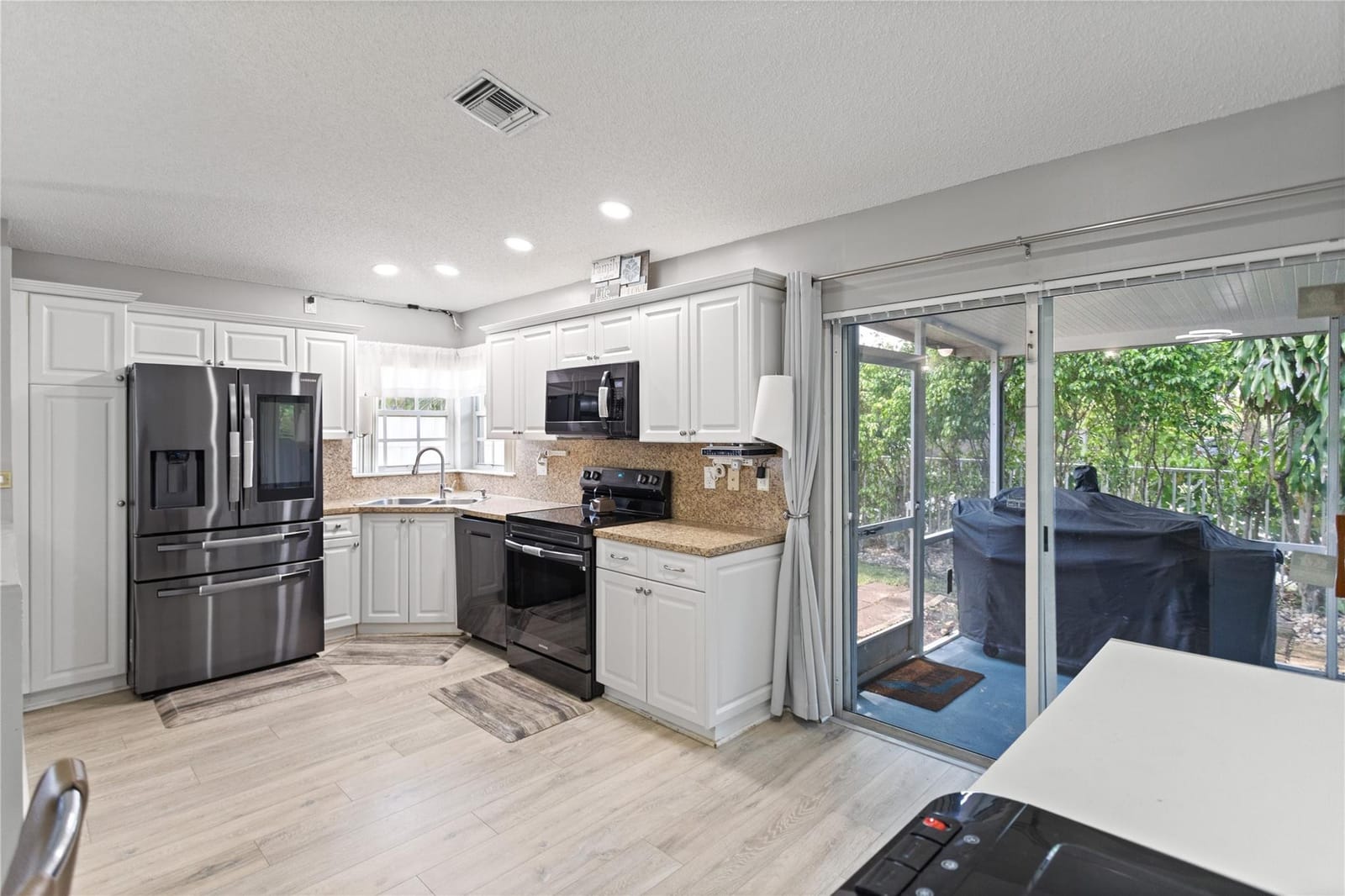 7385 NW 24th Street, Margate, FL 33063 photo 14
