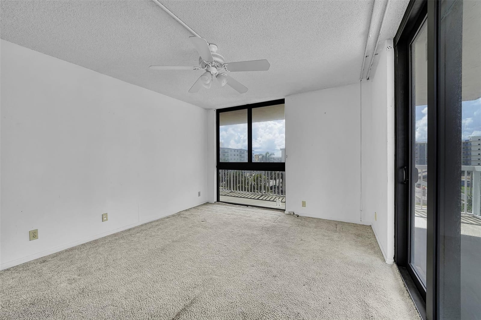 1500 S Ocean Drive K-5, Hollywood, FL 33019 photo 27