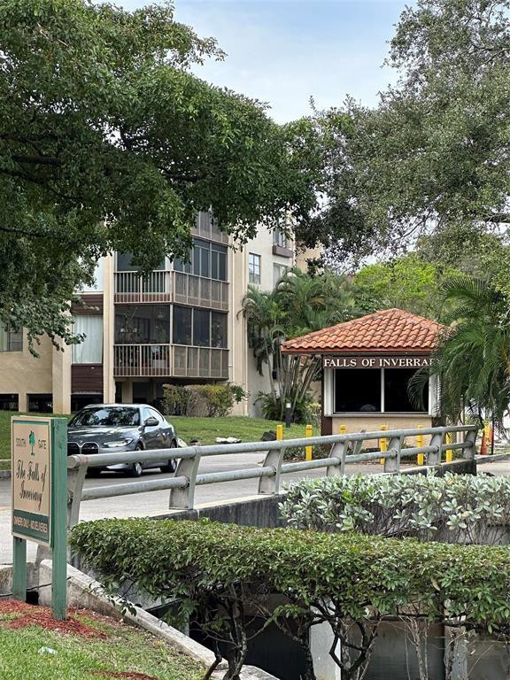 6201 N Falls Circle Drive 209, Lauderhill, FL 33319, Lauderhill