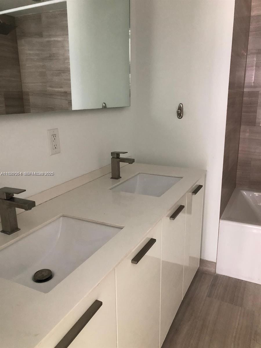 1300 Brickell Bay Drive 1611, Miami, FL 33131 photo 11