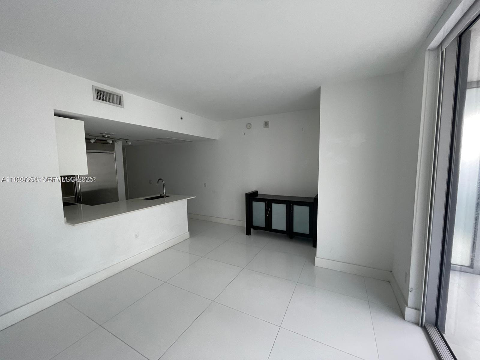 1300 Brickell Bay Drive 1611, Miami, FL 33131 photo 5