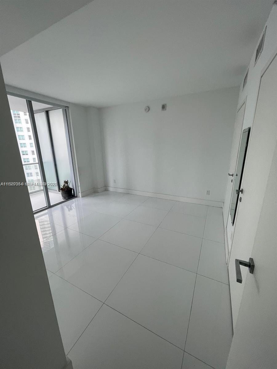 1300 Brickell Bay Drive 1611, Miami, FL 33131 photo 7