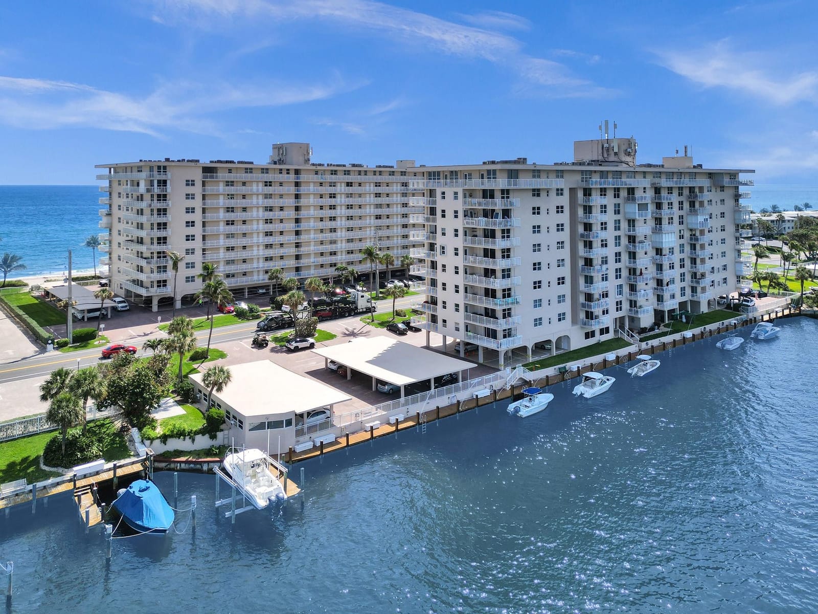 1050 Hillsboro Mile 805W, Hillsboro Beach, FL 33062