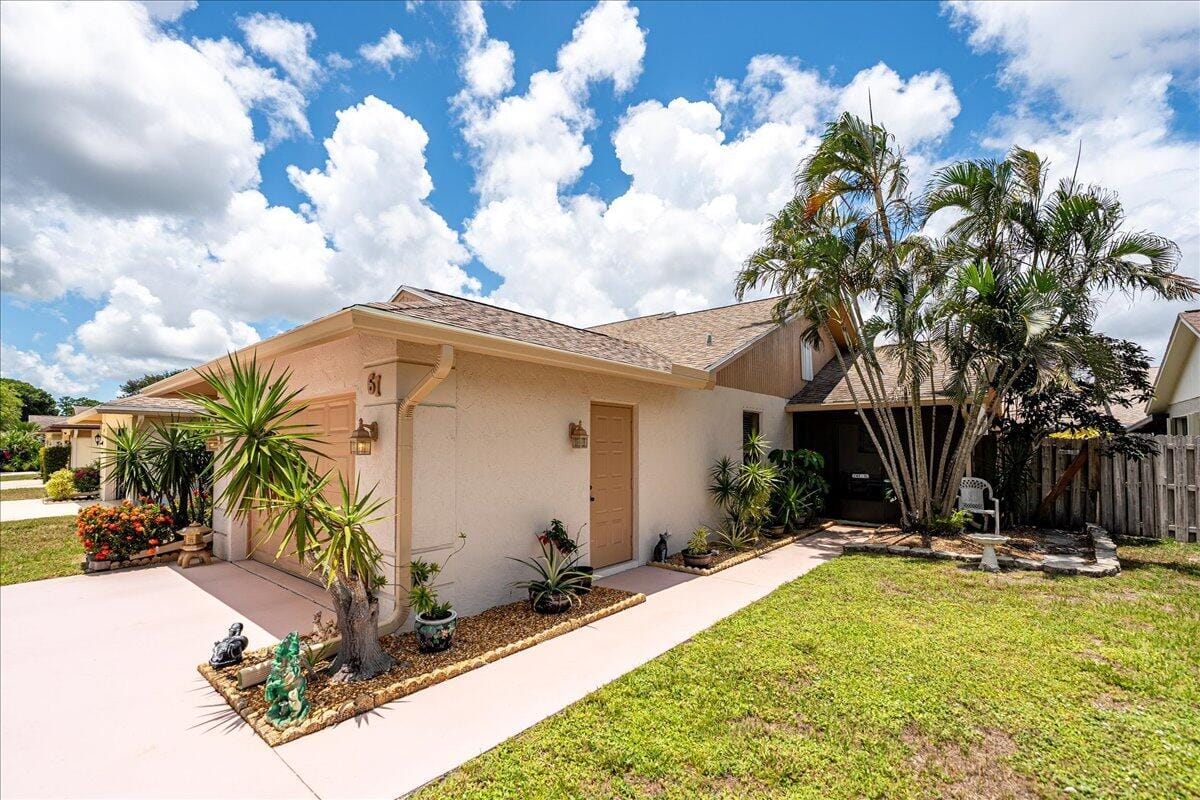 61 SE Taho Terrace, Stuart, FL 34997 photo 2