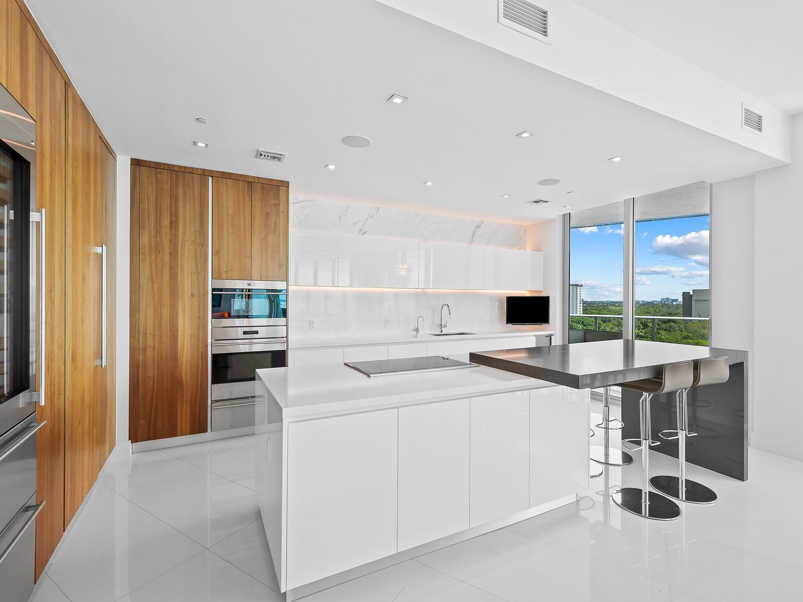 701 N Fort Lauderdale Beach Boulevard 902, Fort Lauderdale, FL 33304 photo 14