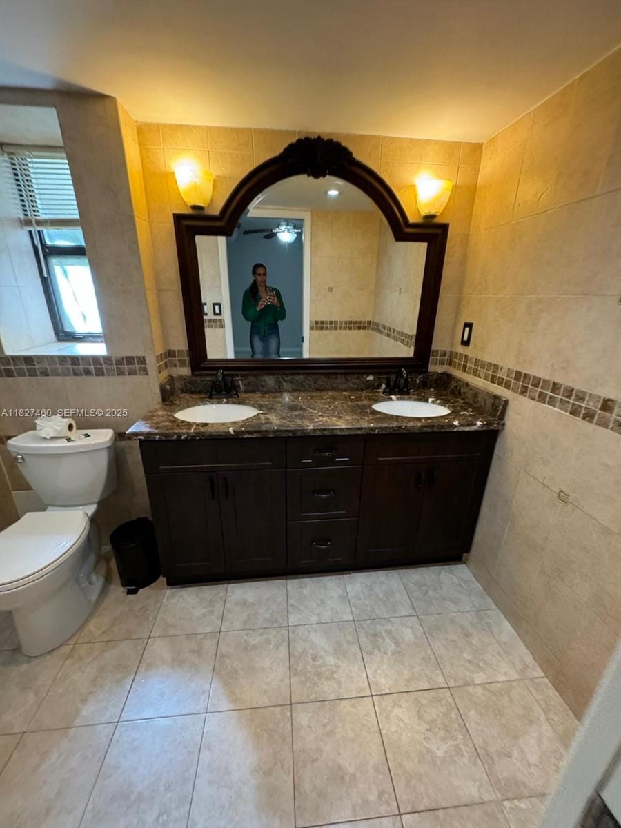 20401 NE 30th Avenue 124-8, Aventura, FL 33180 photo 16