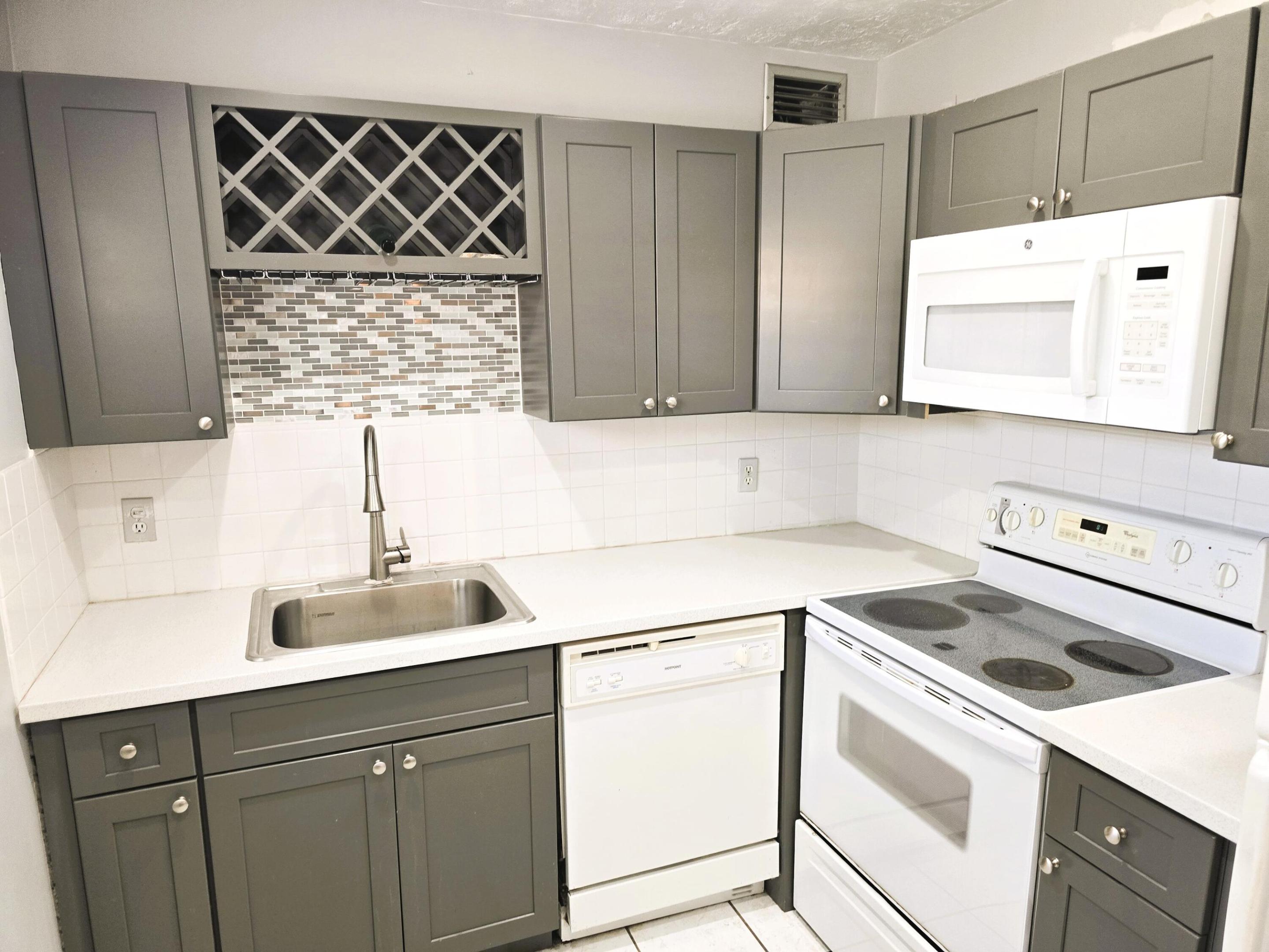 89 Saxony B B, Delray Beach, FL 33446, Delray Beach