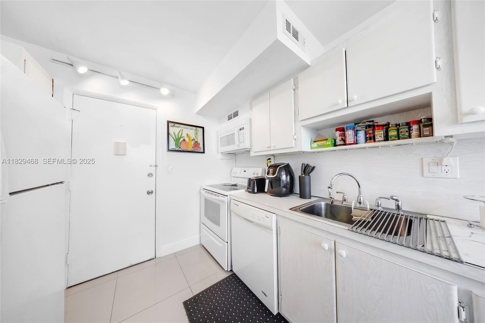 3161 S Ocean Drive 1510, Hallandale Beach, FL 33009 photo 13
