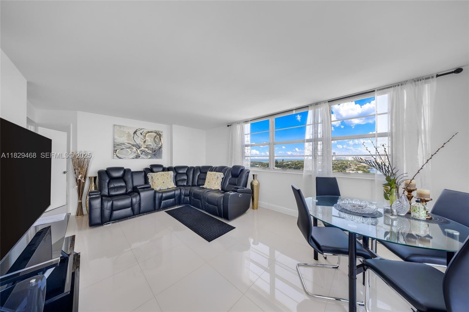 3161 S Ocean Drive 1510 — photo 3