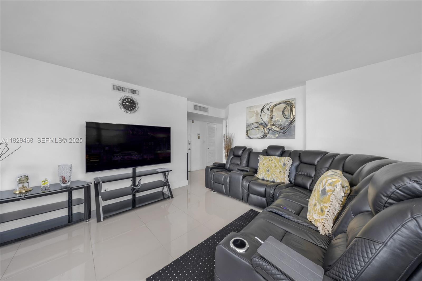 3161 S Ocean Drive 1510 — photo 8