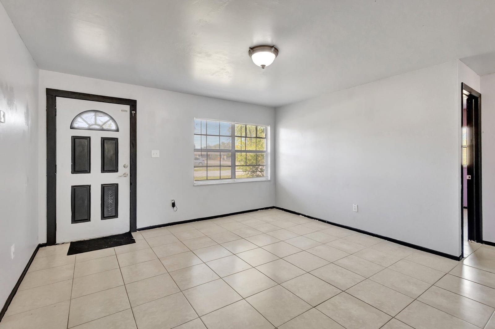 107 Gotham Drive, Fort Pierce, FL 34946 photo 5