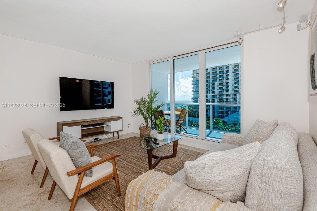 2301 Collins Avenue 705 — photo 3