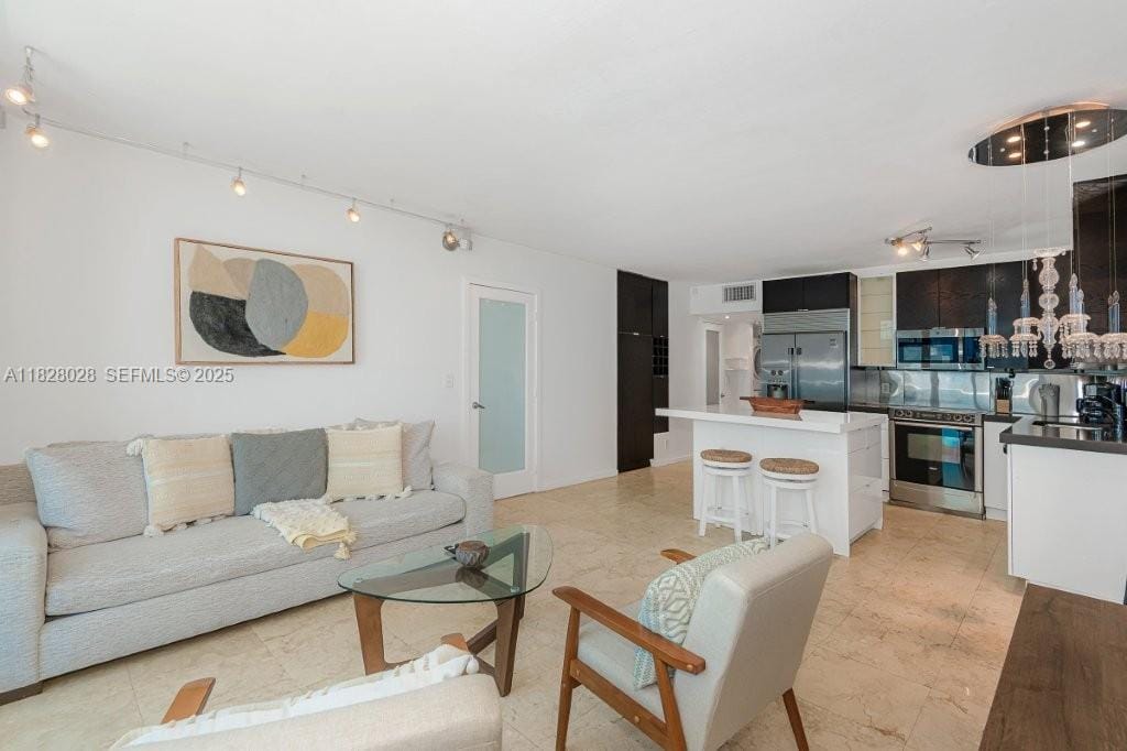2301 Collins Avenue 705 — photo 10