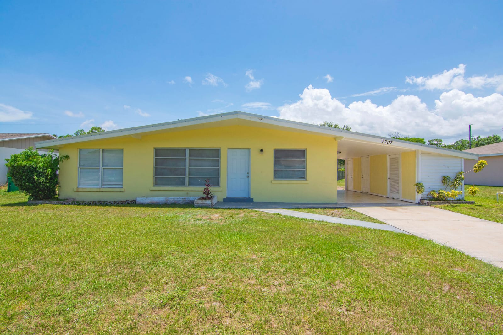 7707 James Road, Fort Pierce, FL 34951