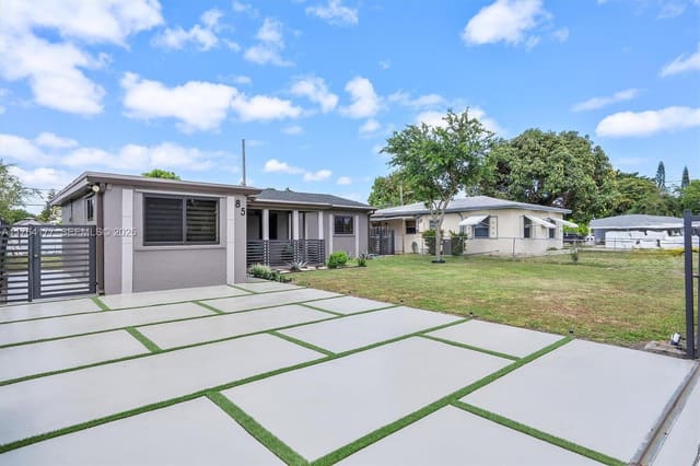 85 NE 171st Terrace, sold in North Beach Park, North Miami Beach, FL