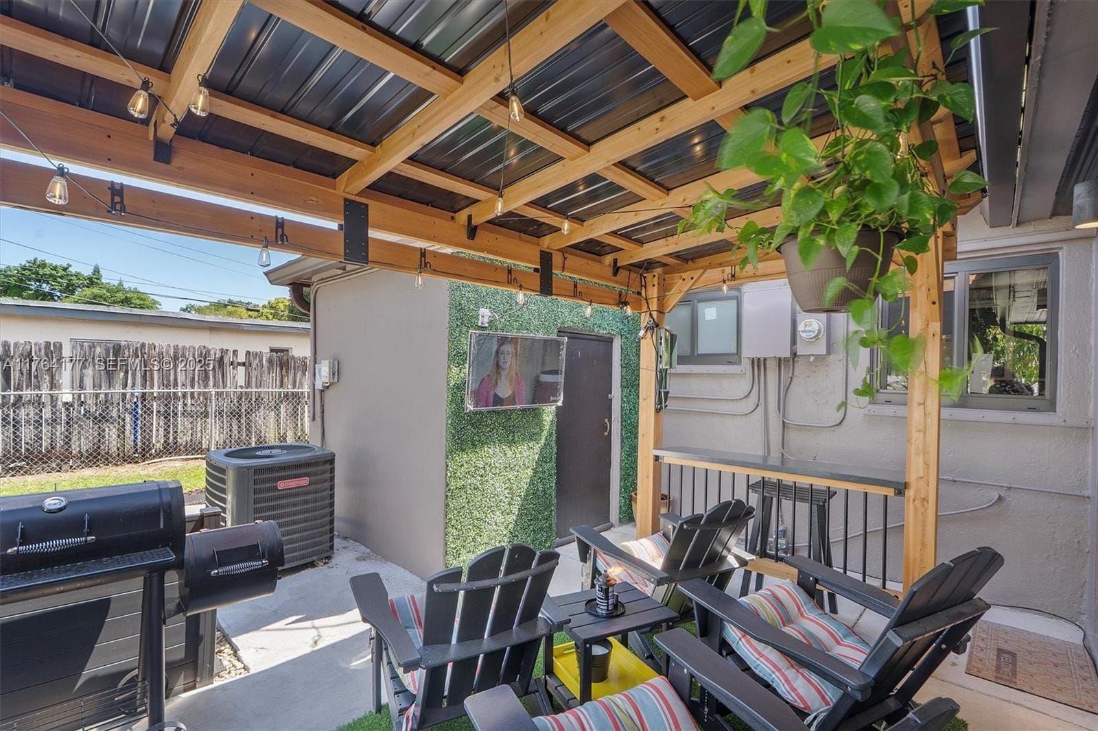 85 NE 171st Terrace, North Miami Beach, FL 33162 photo 18