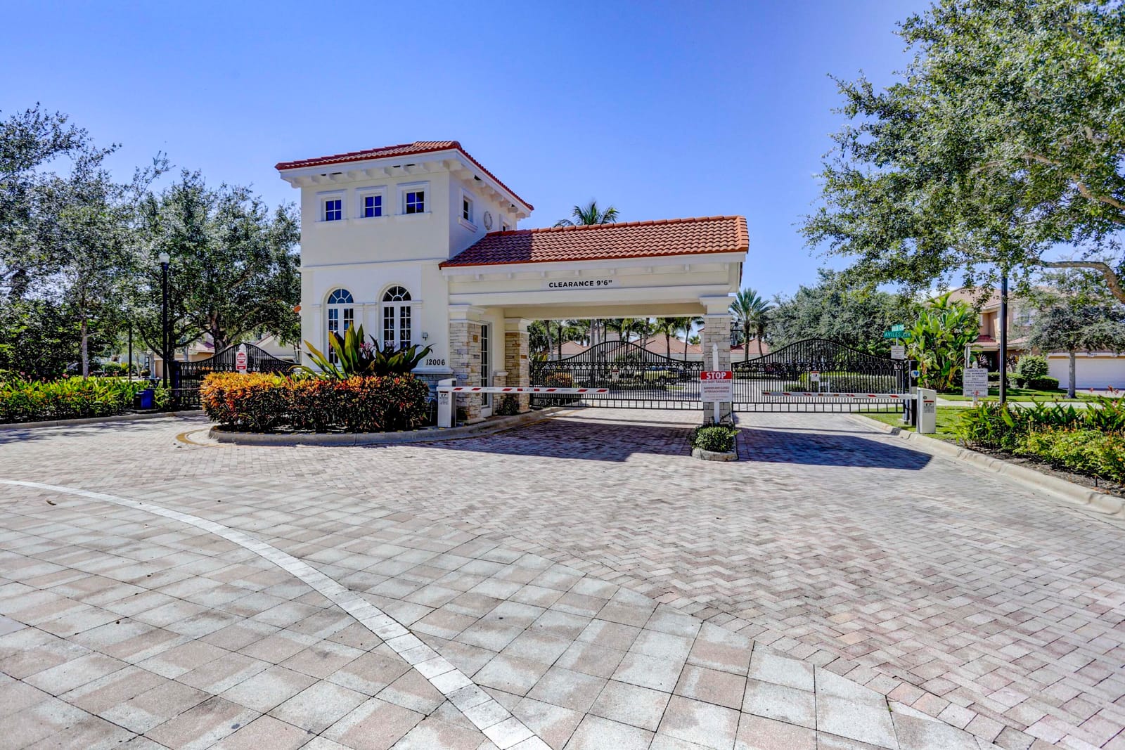 12491 Aviles Circle, Palm Beach Gardens, FL 33418 photo 4