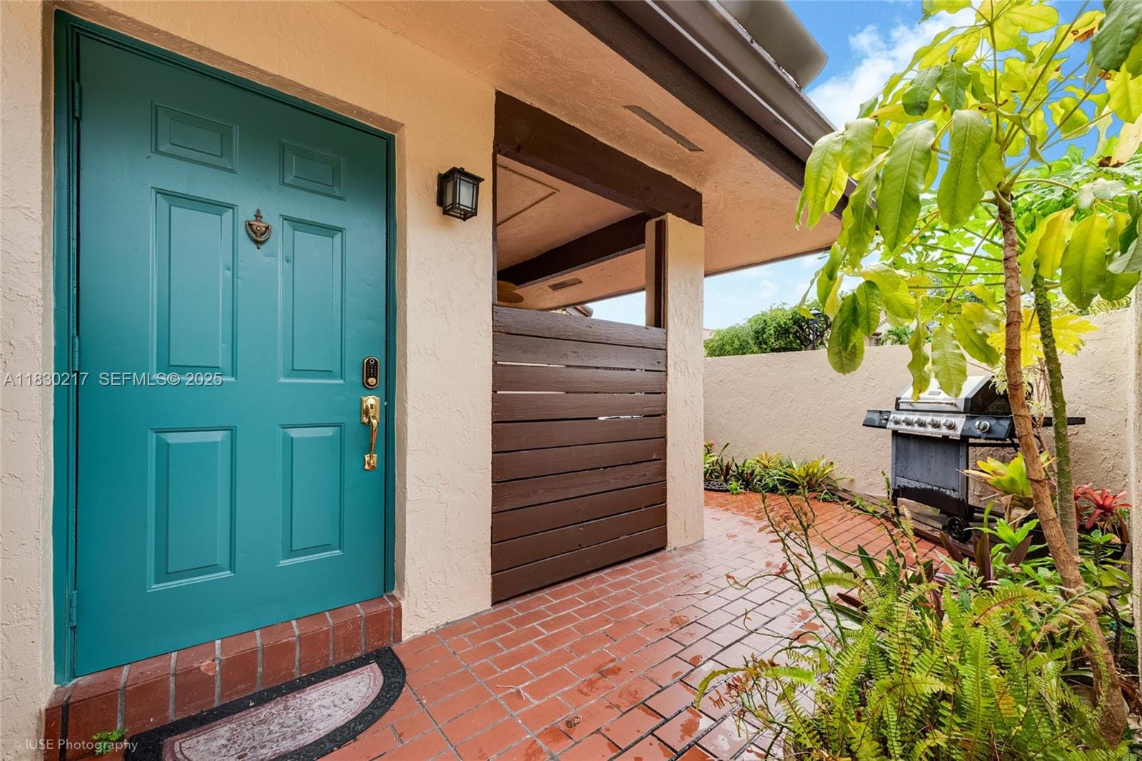 11221 SW 132nd W Court — photo 2