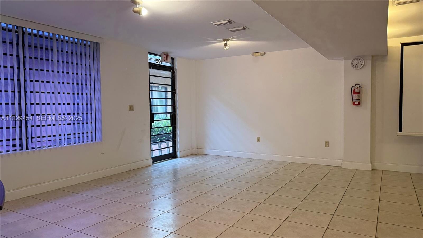 1651 W 37th Street 402, Hialeah, FL 33012 photo 8