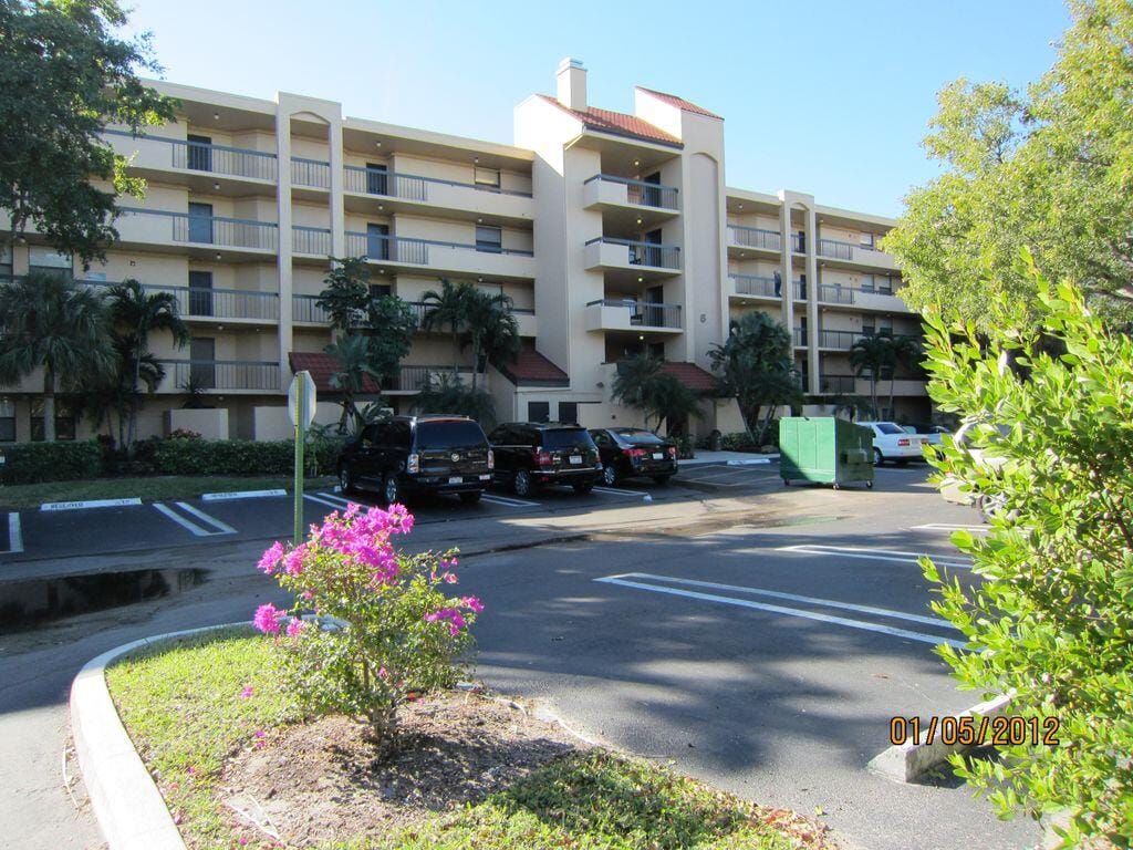 750 Egret Circle 6103 — photo 2