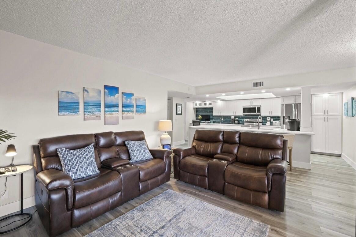 750 Egret Circle 6103 — photo 9