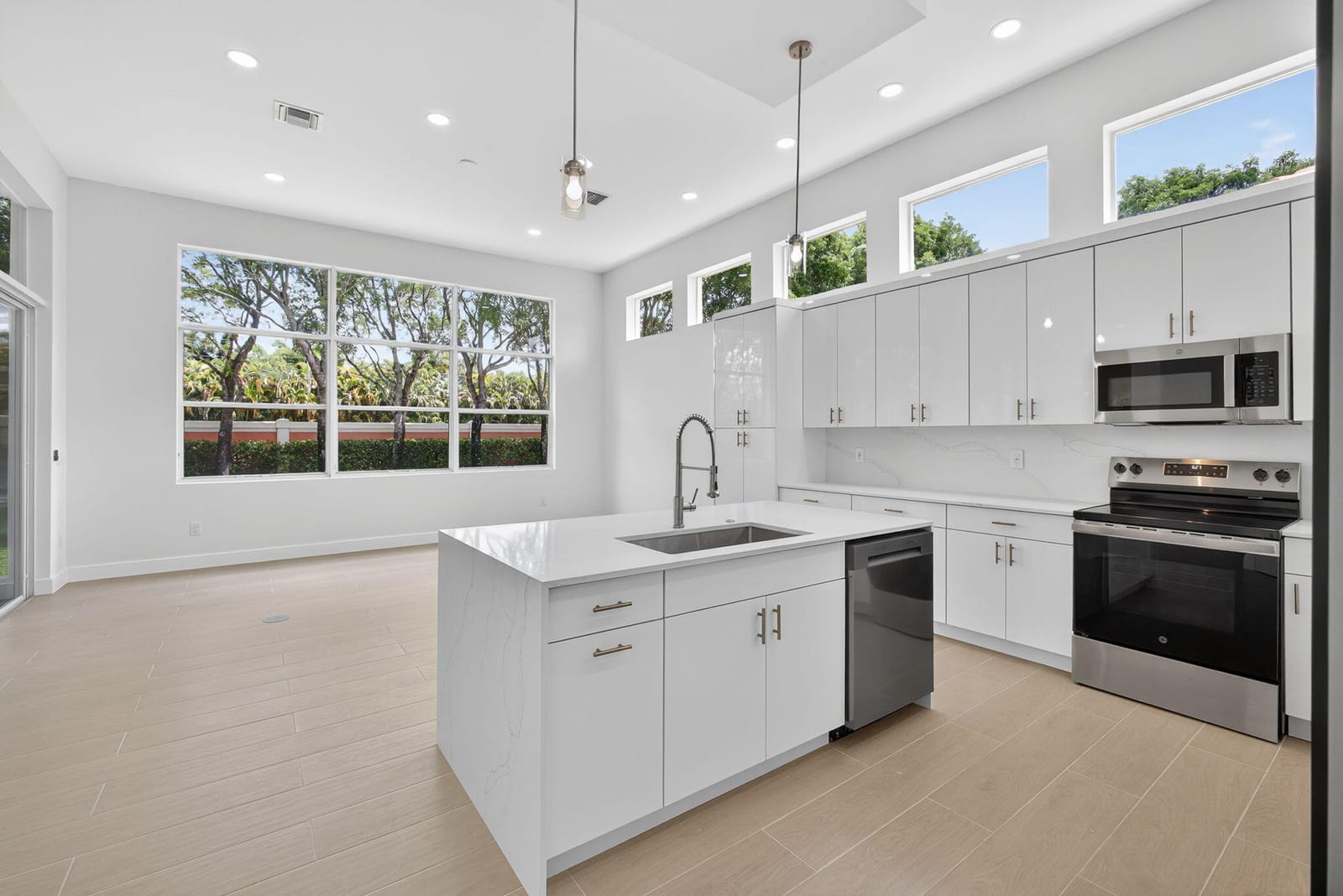 8873 Via Brilliante, Wellington, FL 33411 photo 17
