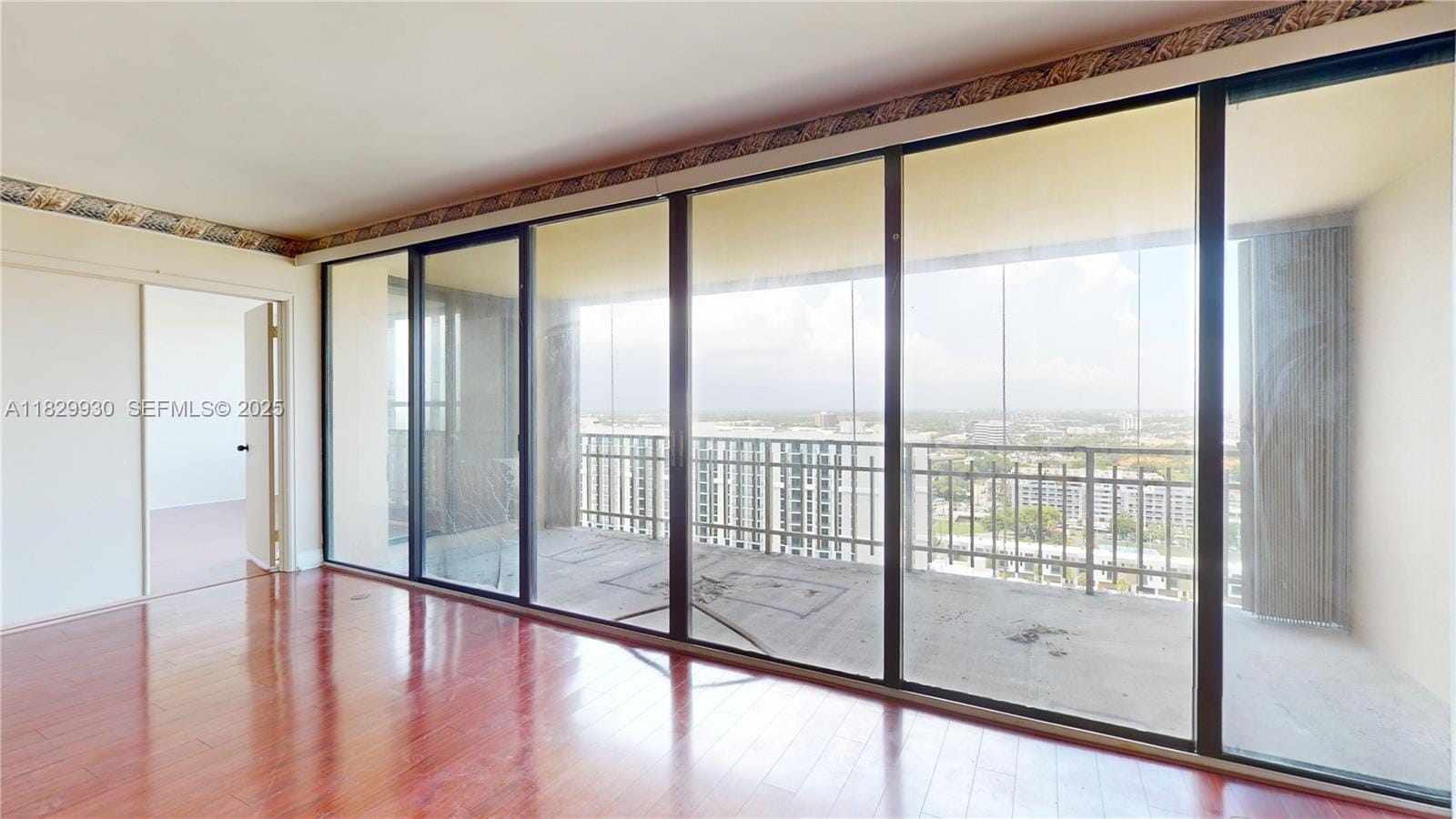 11113 Biscayne Boulevard 2056, Miami, FL 33181 photo 2