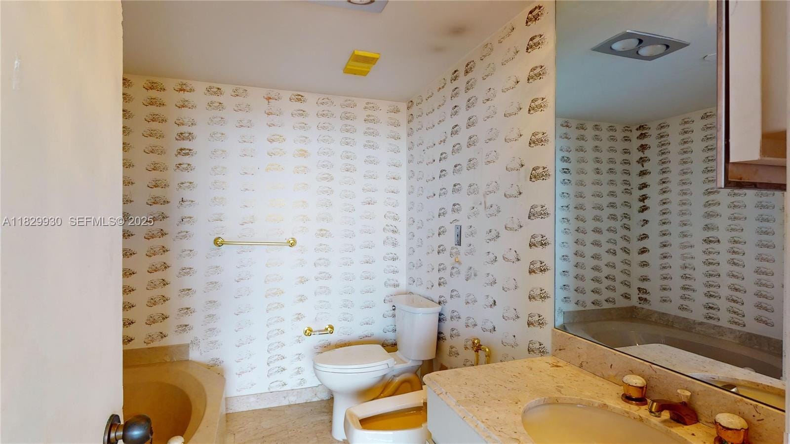 11113 Biscayne Boulevard 2056, Miami, FL 33181 photo 17