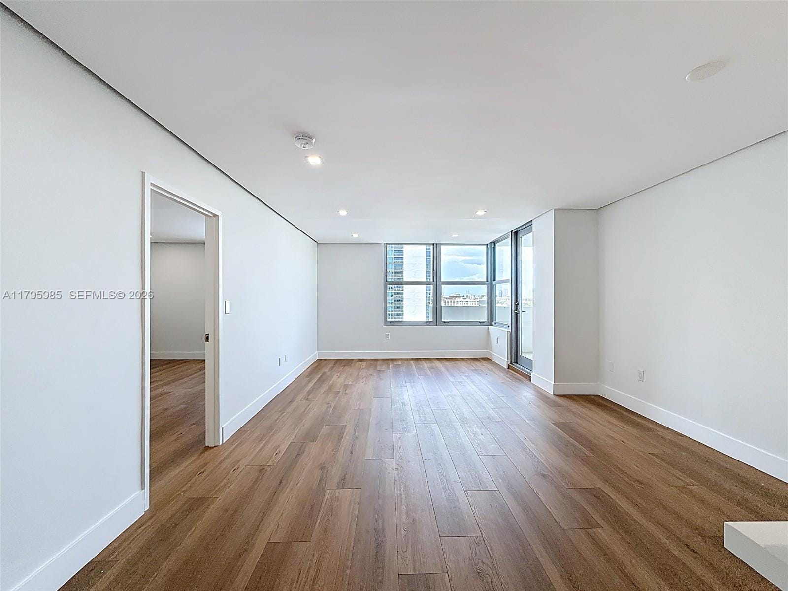 2899 Collins Avenue 1218 — photo 12