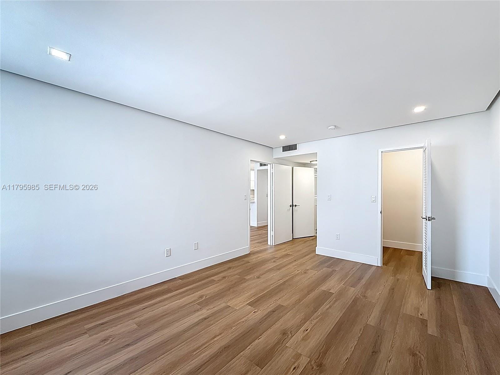 2899 Collins Avenue 1218, Miami Beach, FL 33140 photo 26
