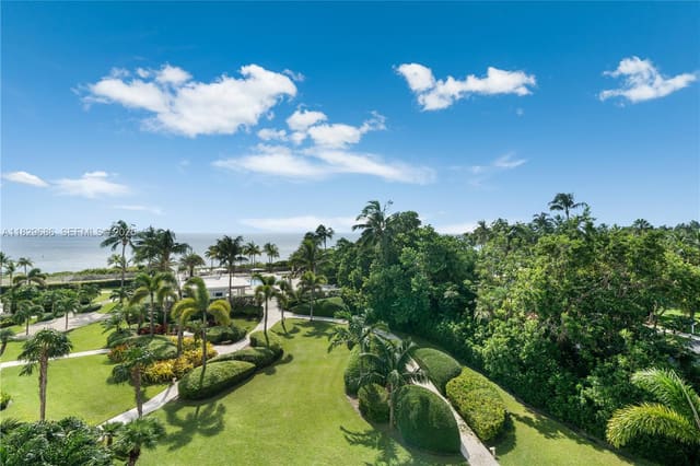 609 Ocean Drive 5H, sold in Sands of Key Biscayne, Key Biscayne, FL
