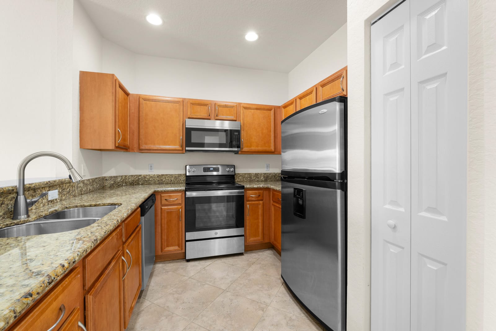 3030 Grandiflora Drive, Greenacres, FL 33467 photo 10