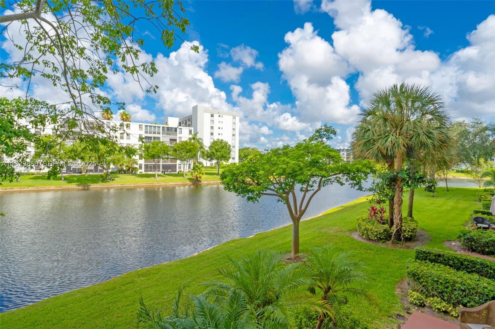 2106 S Cypress Bend Drive 203, Pompano Beach, FL 33069