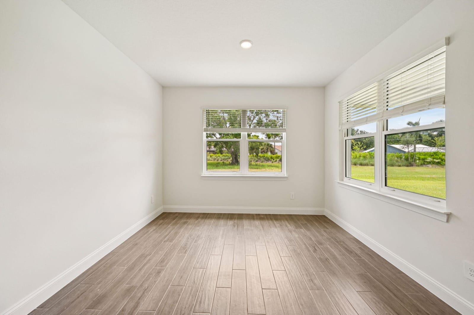 5661 Hampton Park Circle, Vero Beach, FL 32966 photo 18
