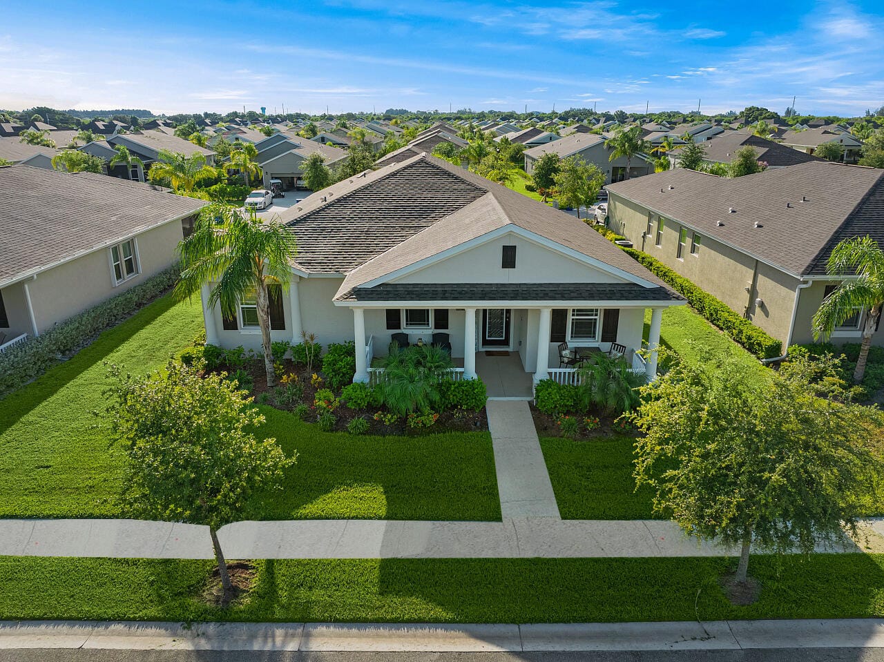 1455 Earlsferry Avenue, Vero Beach, FL 32966 photo 2