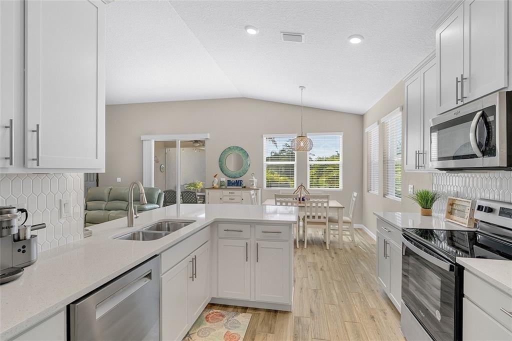 1455 Earlsferry Avenue, Vero Beach, FL 32966 photo 12