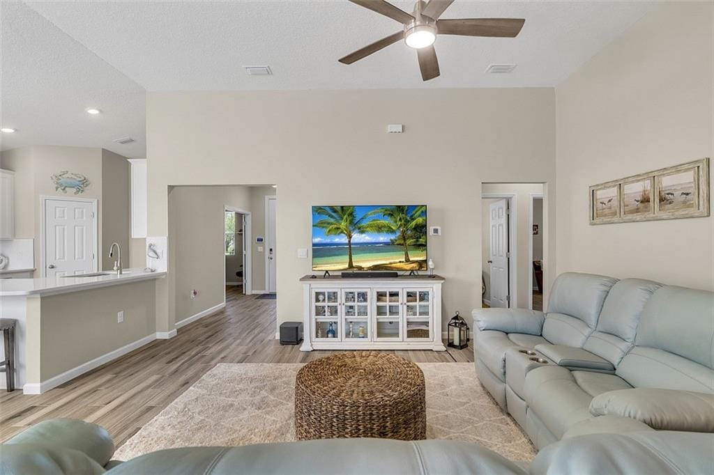 1455 Earlsferry Avenue, Vero Beach, FL 32966 photo 7