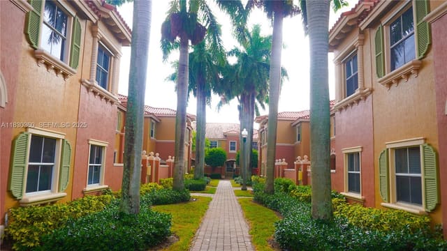 10653 SW 8th Street 2407, sold in Hampton Isles, Pembroke Pines, FL