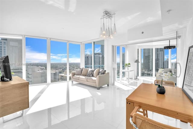 333 Las Olas Way 1801, Fort Lauderdale, FL 33301