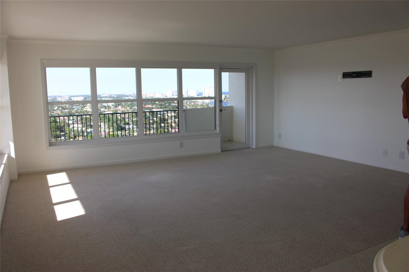 3200 Port Royale Drive 2007 — photo 2